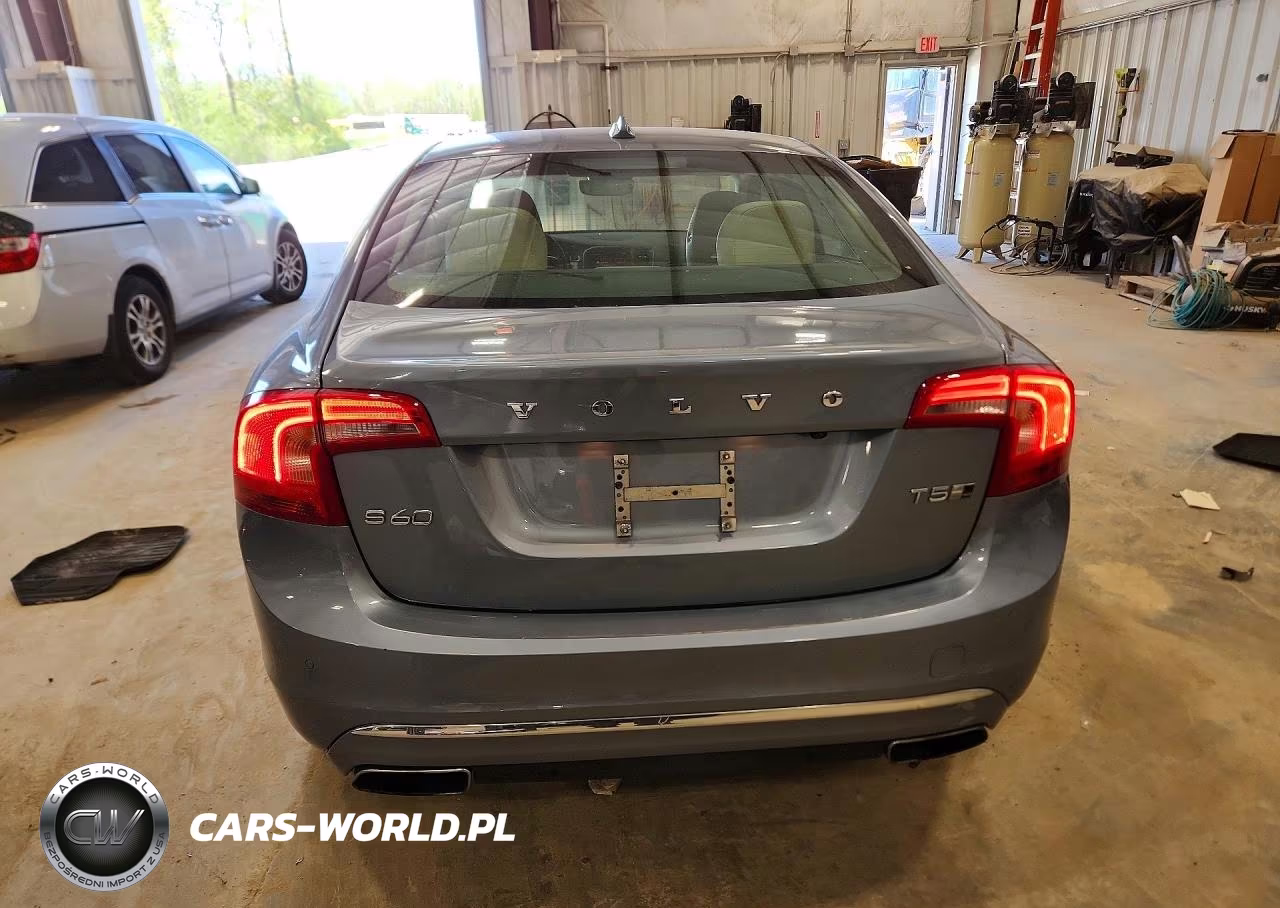 2018 Volvo S60 Inscription VIN:LYV402TK7JB173030 - 6