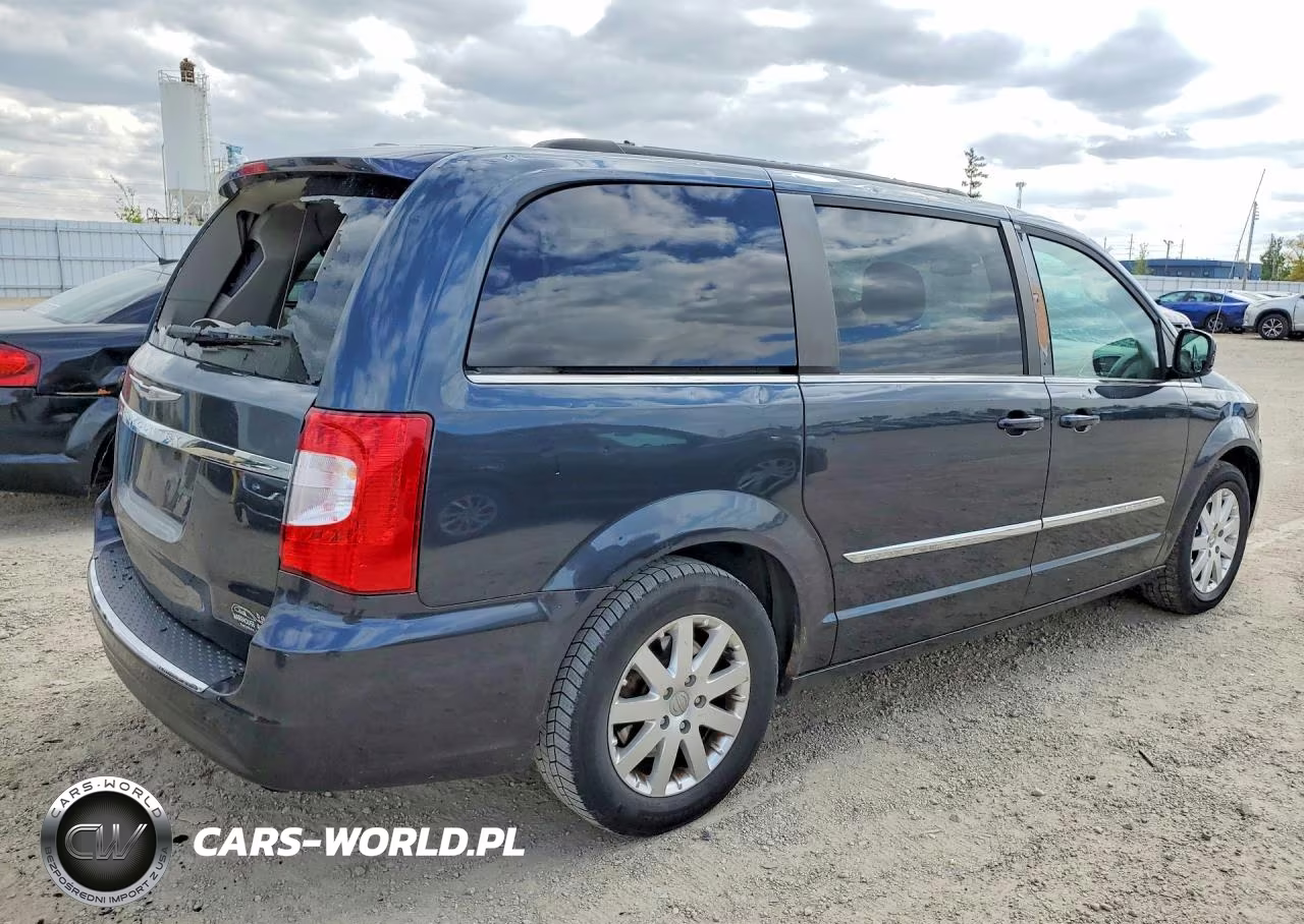 2014 Chrysler Town & Country Touring VIN:2C4RC1BG3ER381855 - 3