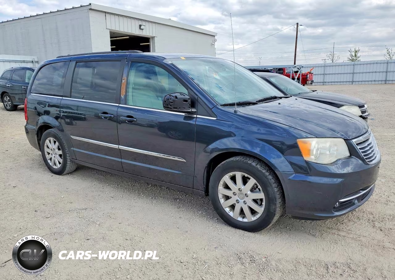 2014 Chrysler Town & Country Touring VIN:2C4RC1BG3ER381855 - 4