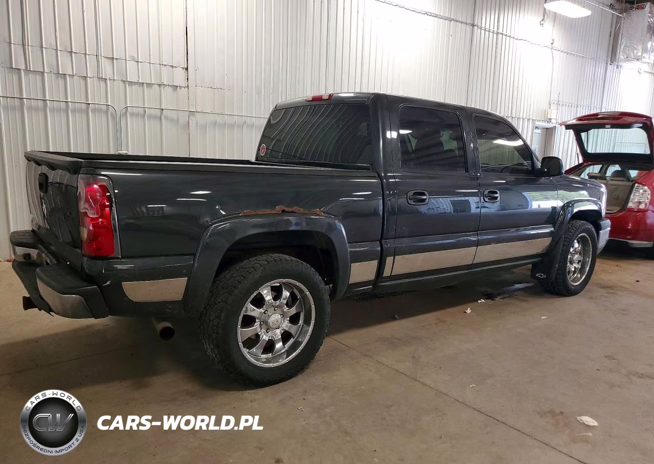 2004 Chevrolet Silverado K1500 VIN:2GCEK13T441319908 - 3