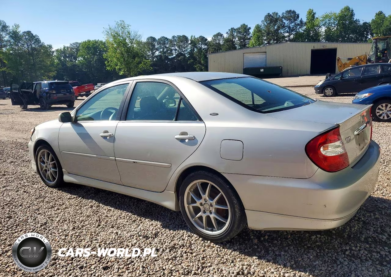 2004 Toyota Camry Le VIN:4T1BE32KX4U812913 - 2