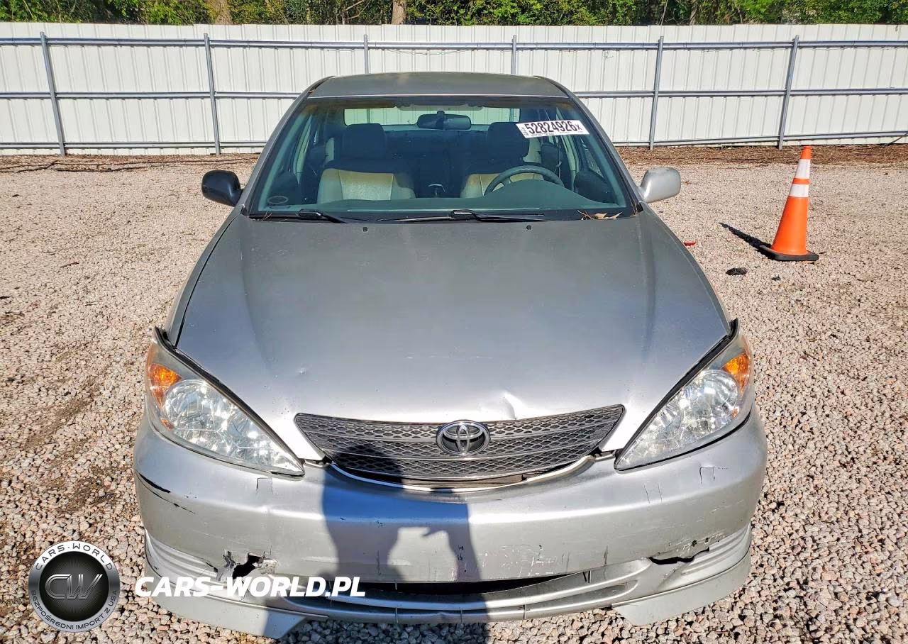 2004 Toyota Camry Le VIN:4T1BE32KX4U812913 - 5