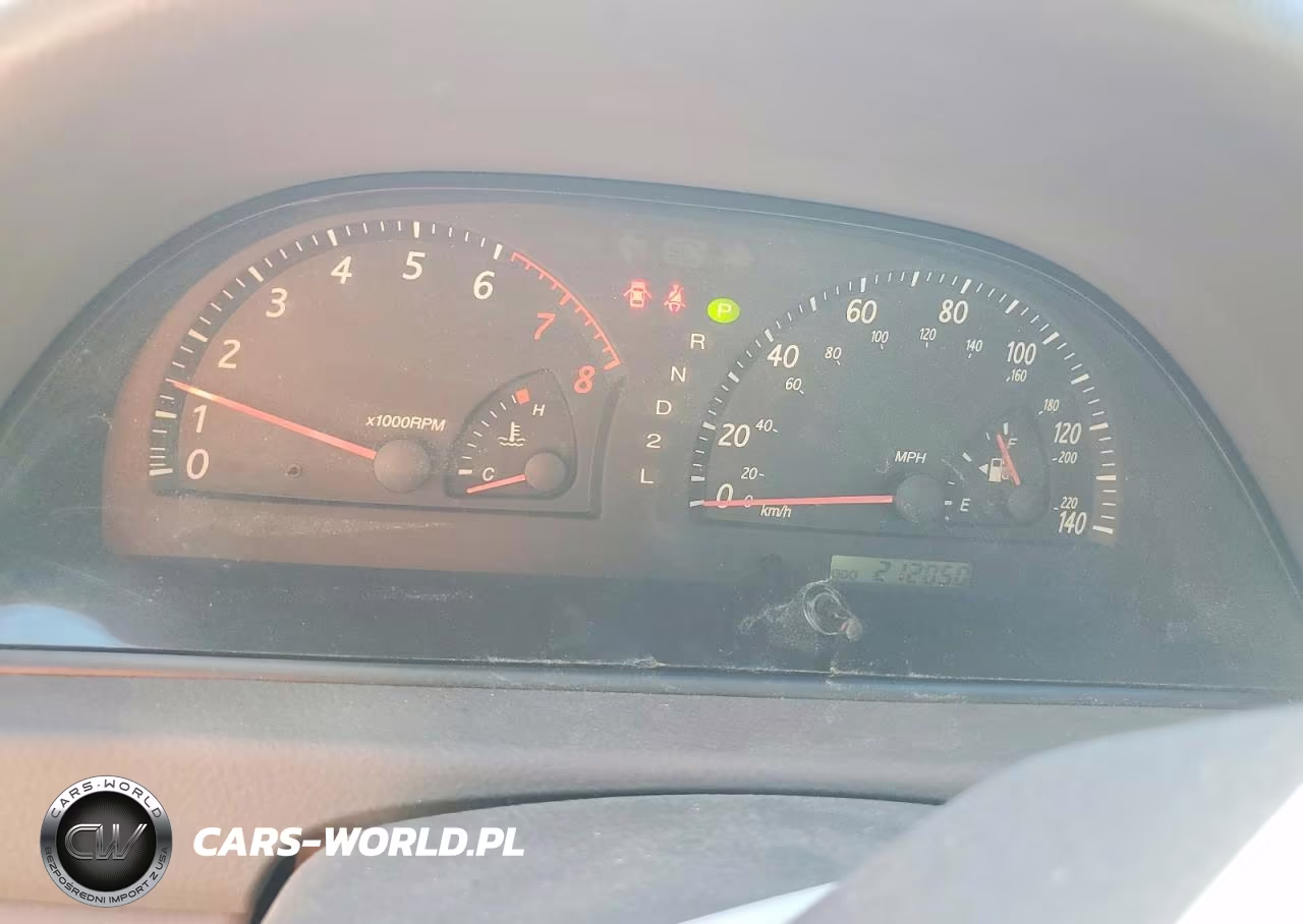 2004 Toyota Camry Le VIN:4T1BE32KX4U812913 - 9