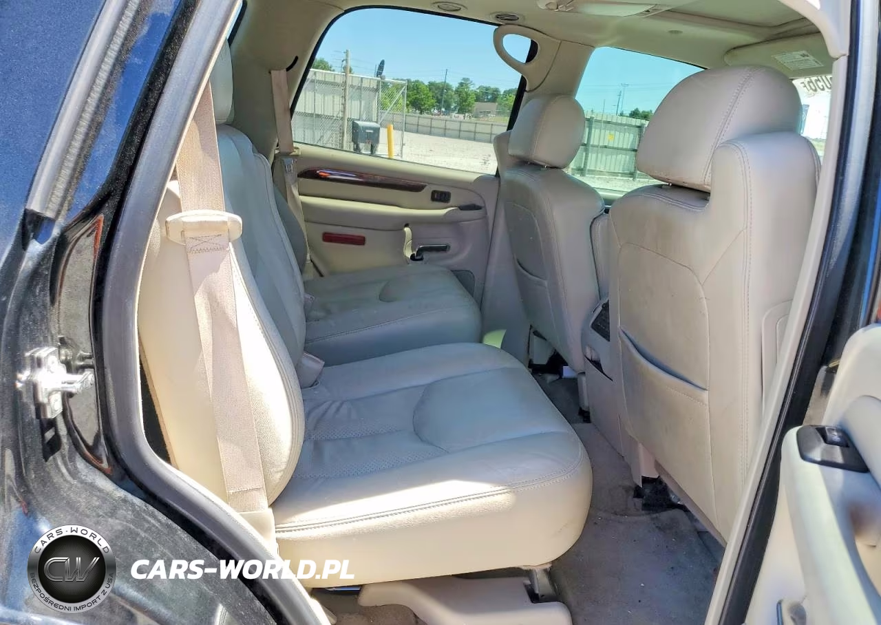 2006 Cadillac Escalade Luxury VIN:1GYEK63N76R126770 - 11