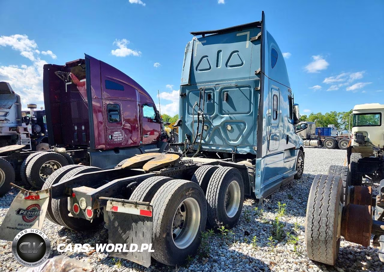 2021 Freightliner Cascadia 126 Semi Truck VIN:3AKJHHDRXMSMF6153 - 4