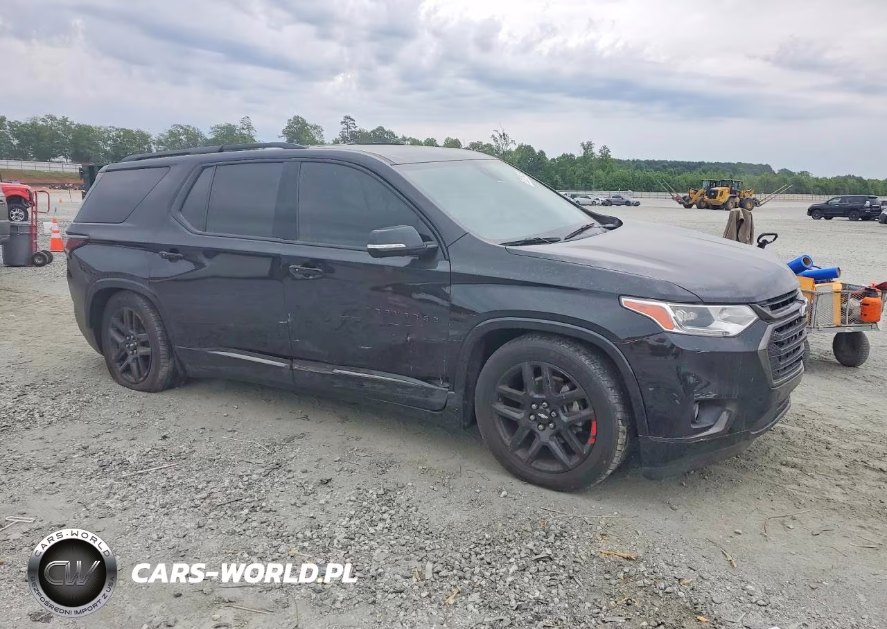2020 Chevrolet Traverse VIN:1GNEVKKW3LJ117016 - 4