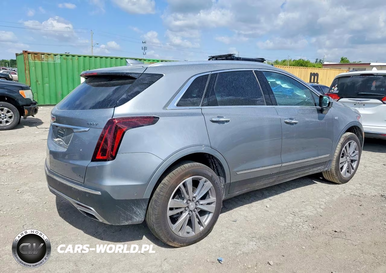 2025 Cadillac Xt5 Premium Luxury VIN:1GYKNDR48SZ111220 - 3