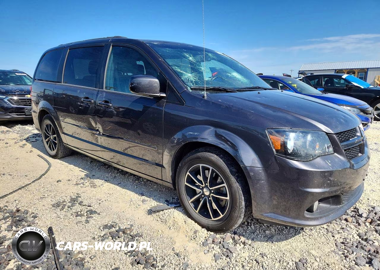 2017 Dodge Grand Caravan Gt VIN:2C4RDGEG5HR716324 - 4