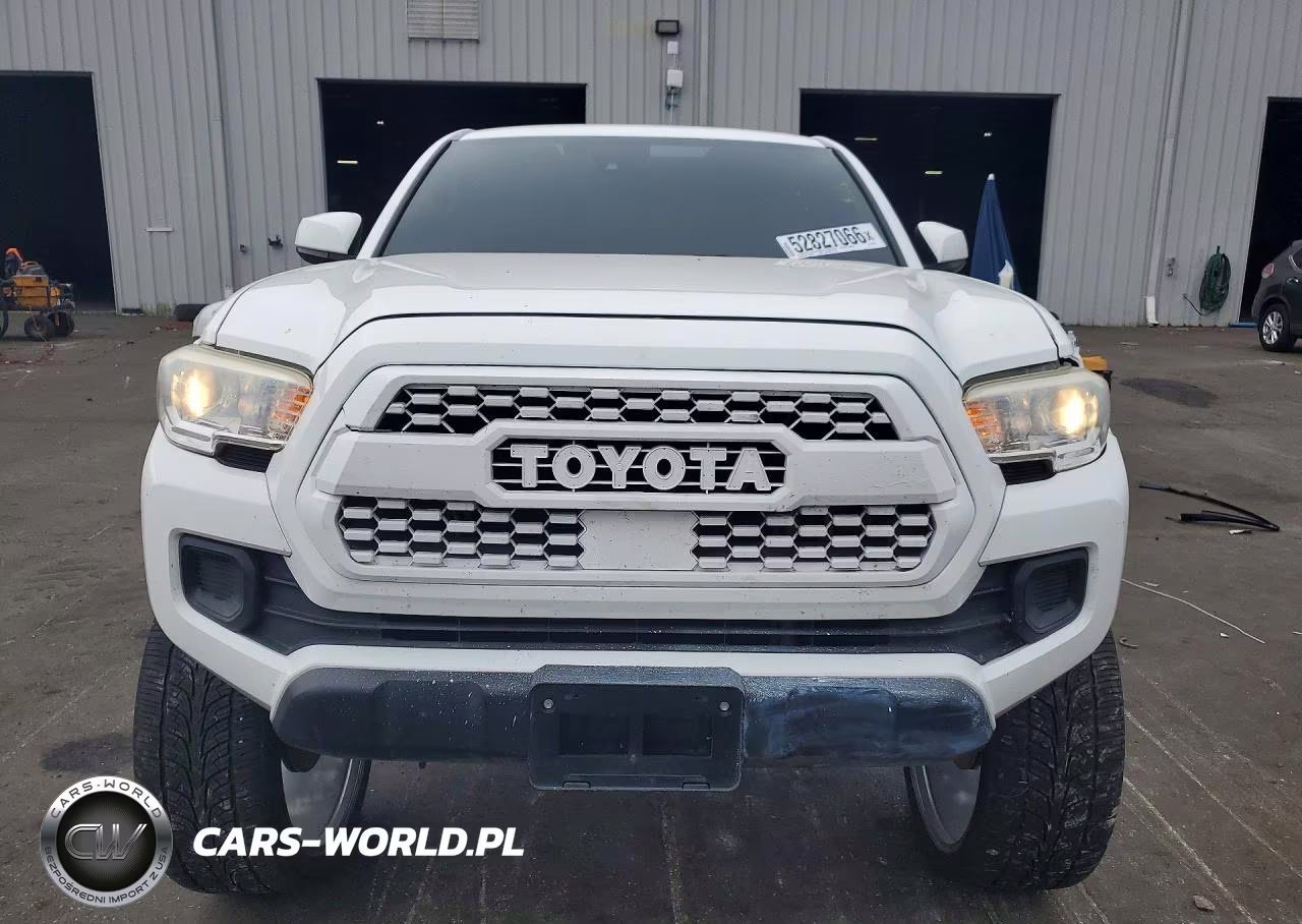 2018 Toyota Tacoma Sr VIN:5TFAX5GN1JX127704 - 5
