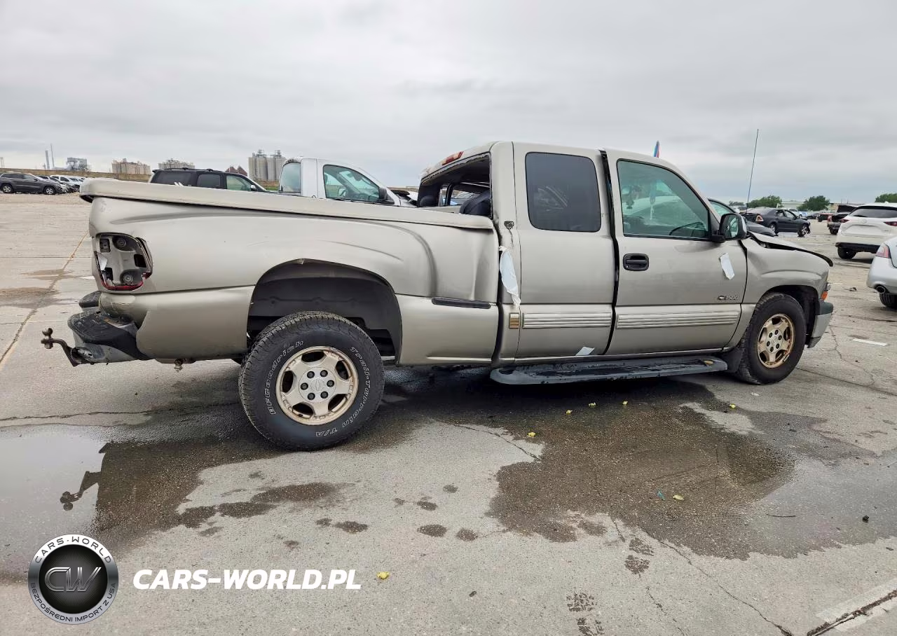 2001 Chevrolet Silverado C1500 VIN:2GCEC19T611132007 - 3