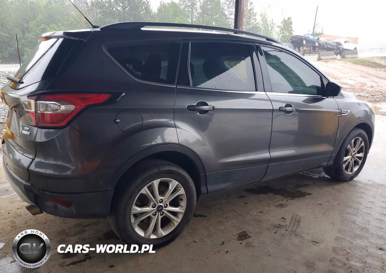 2018 Ford Escape Se VIN:1FMCU9GD0JUA43757 - 3