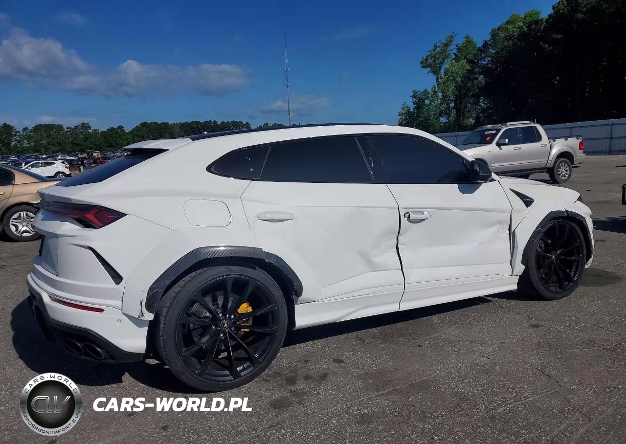 2019 Lamborghini Urus VIN:ZPBUA1ZL8KLA01117 - 3