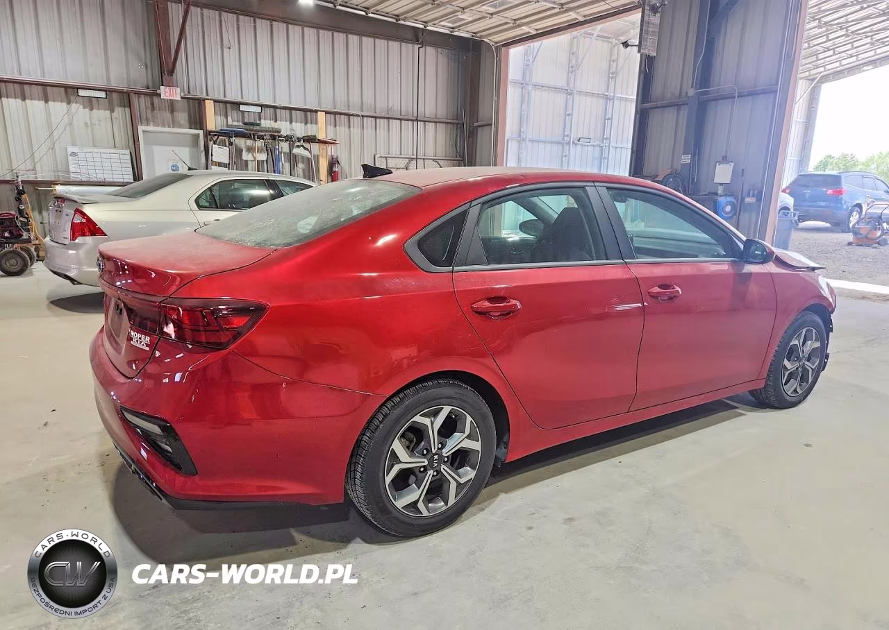 2021 Kia Forte Lxs VIN:3KPF24AD1ME412129 - 3