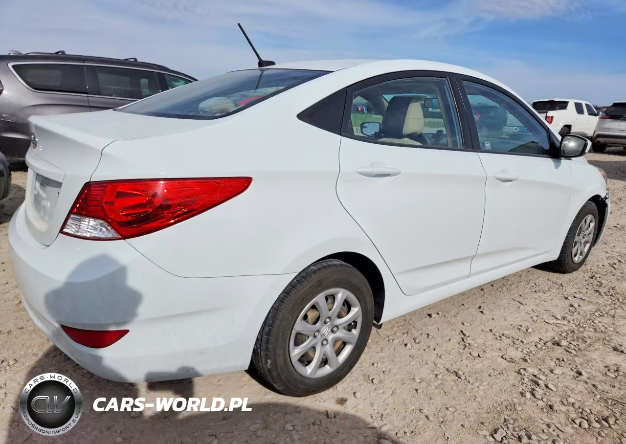 2014 Hyundai Accent Gls VIN:KMHCT4AE5EU713977 - 3