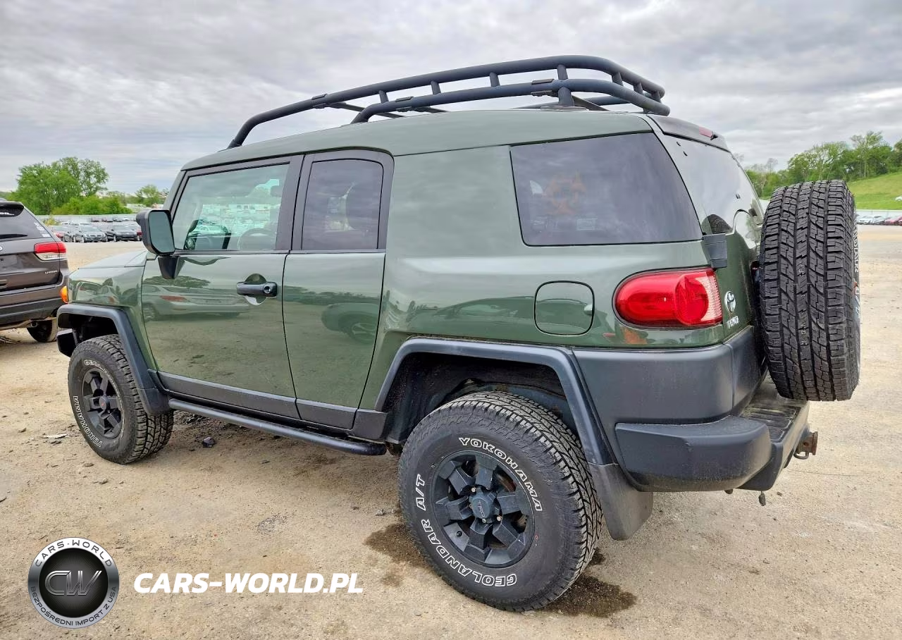 2011 Toyota Fj Cruiser Base VIN:JTEBU4BFXBK112202 - 2