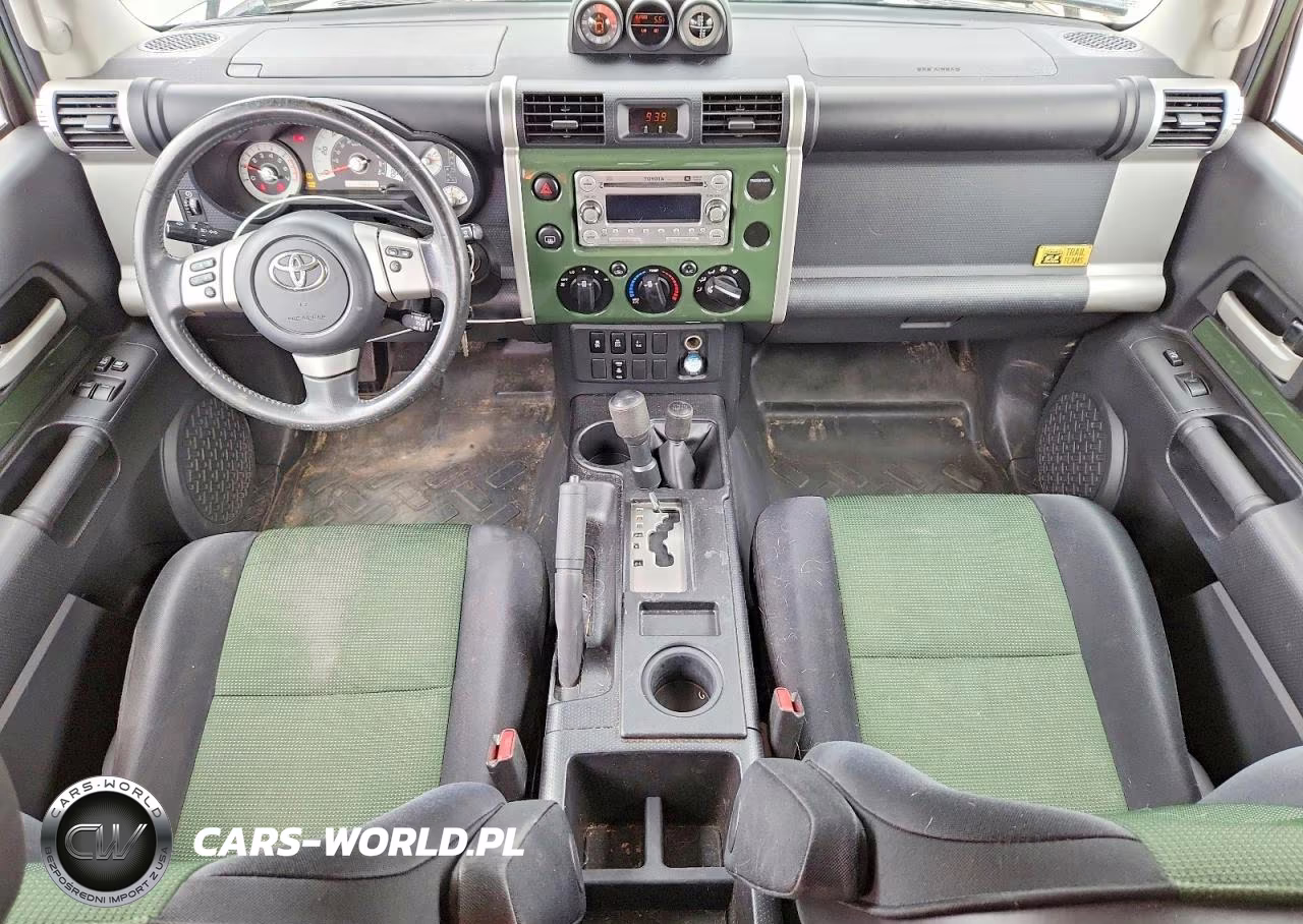 2011 Toyota Fj Cruiser Base VIN:JTEBU4BFXBK112202 - 8