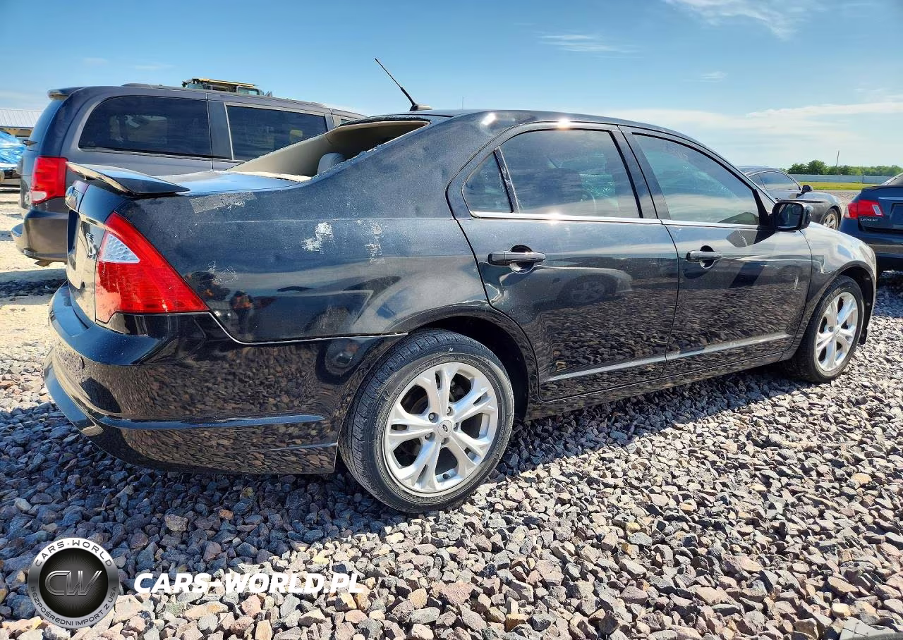 2012 Ford Fusion Se VIN:3FAHP0HA7CR414561 - 3