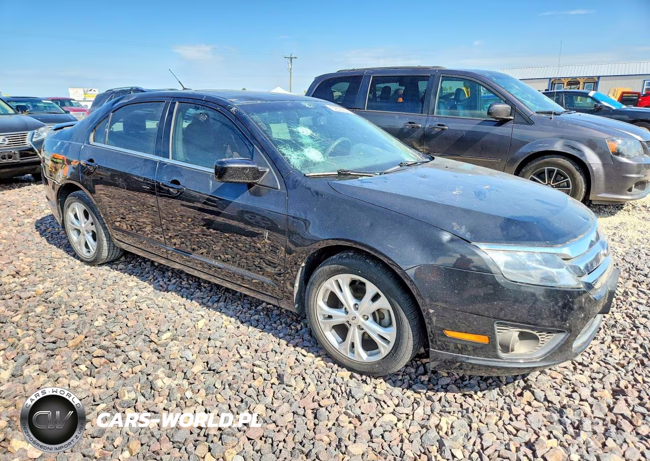 2012 Ford Fusion Se VIN:3FAHP0HA7CR414561 - 4