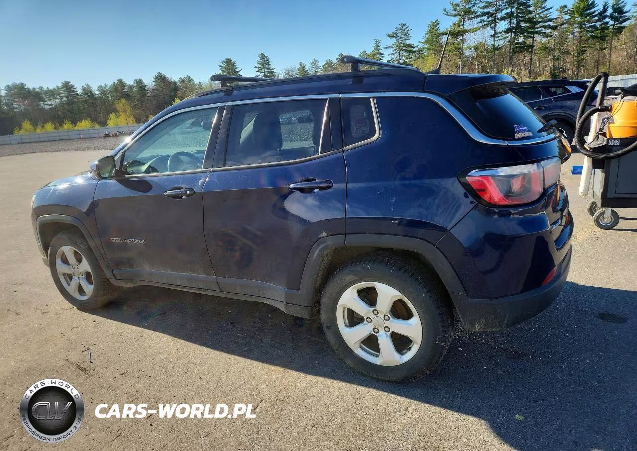 2019 Jeep Compass Latitude VIN:3C4NJDBB5KT734082 - 2