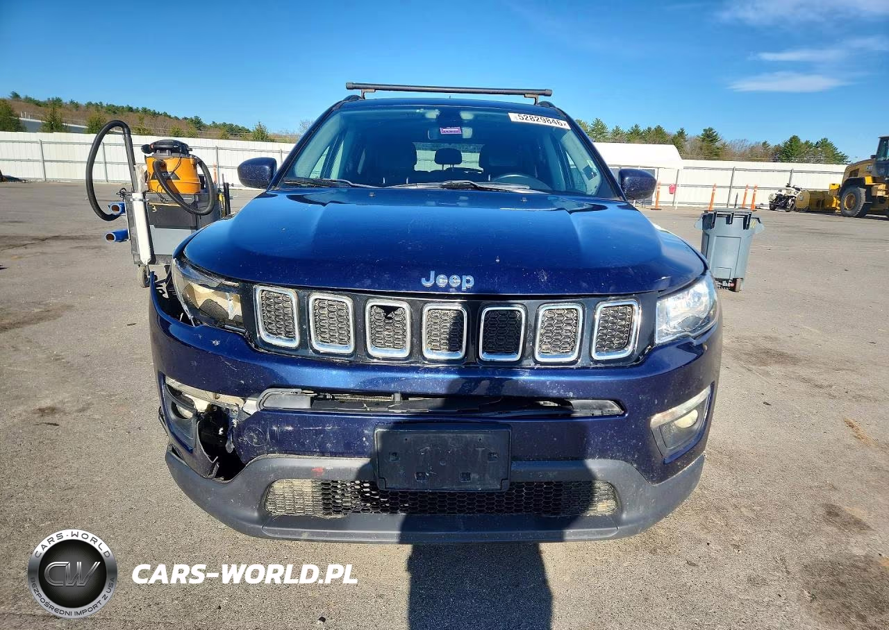 2019 Jeep Compass Latitude VIN:3C4NJDBB5KT734082 - 5