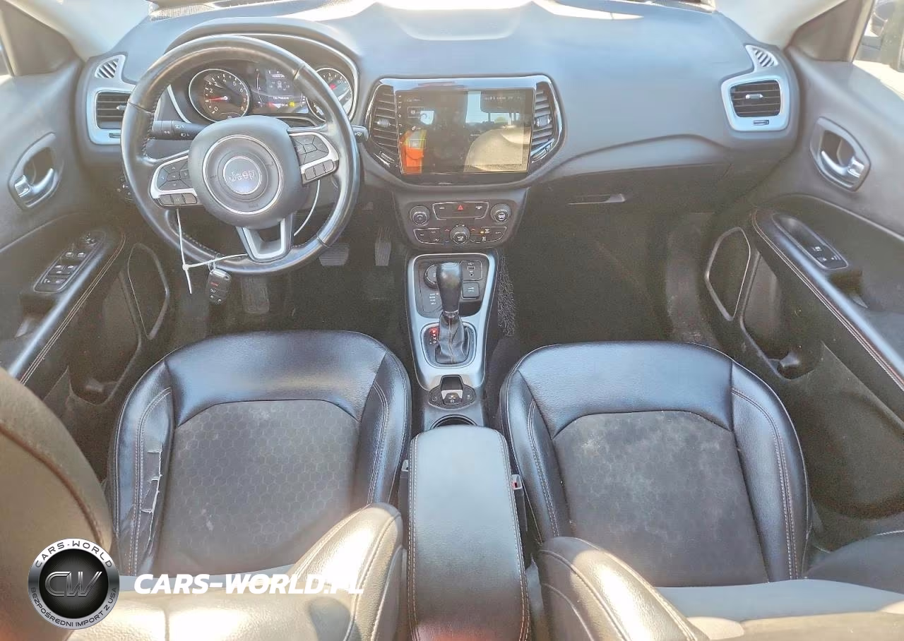 2019 Jeep Compass Latitude VIN:3C4NJDBB5KT734082 - 8