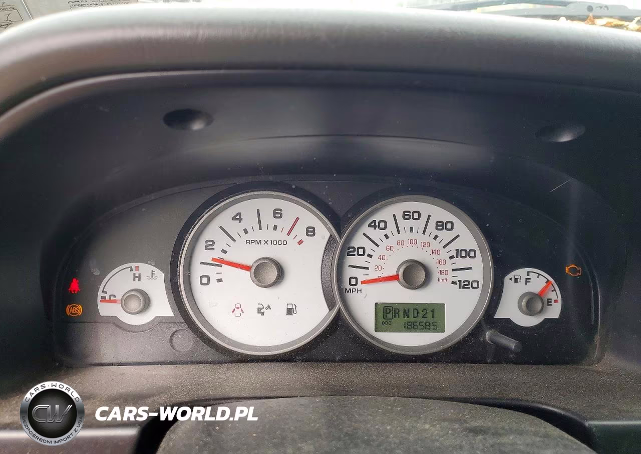 2006 Ford Escape Xls VIN:1FMYU92Z76KB56925 - 9