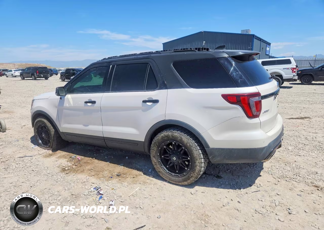 2017 Ford Explorer Sport VIN:1FM5K8GT9HGA93548 - 2