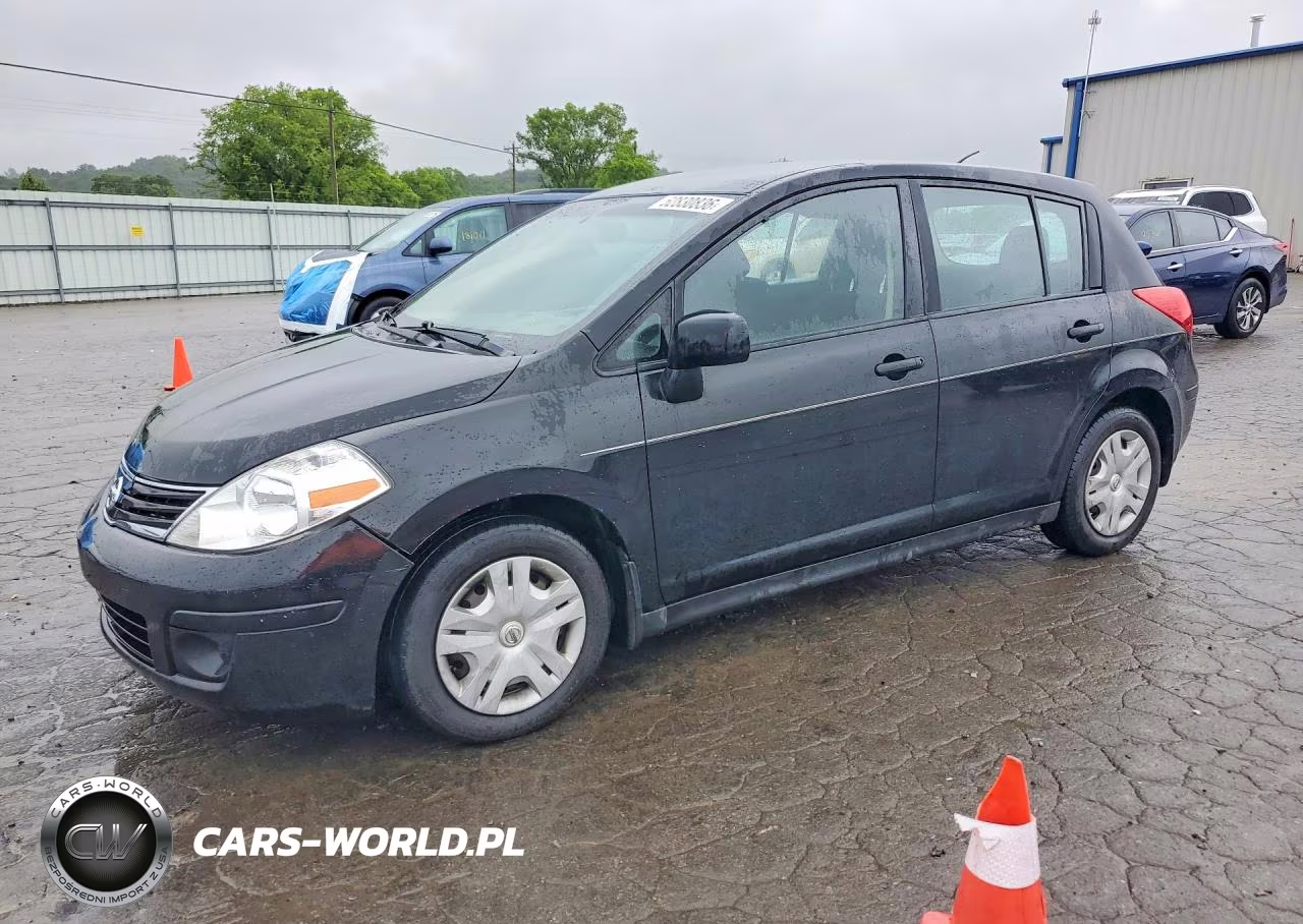 2011 Nissan Versa 1.8 S