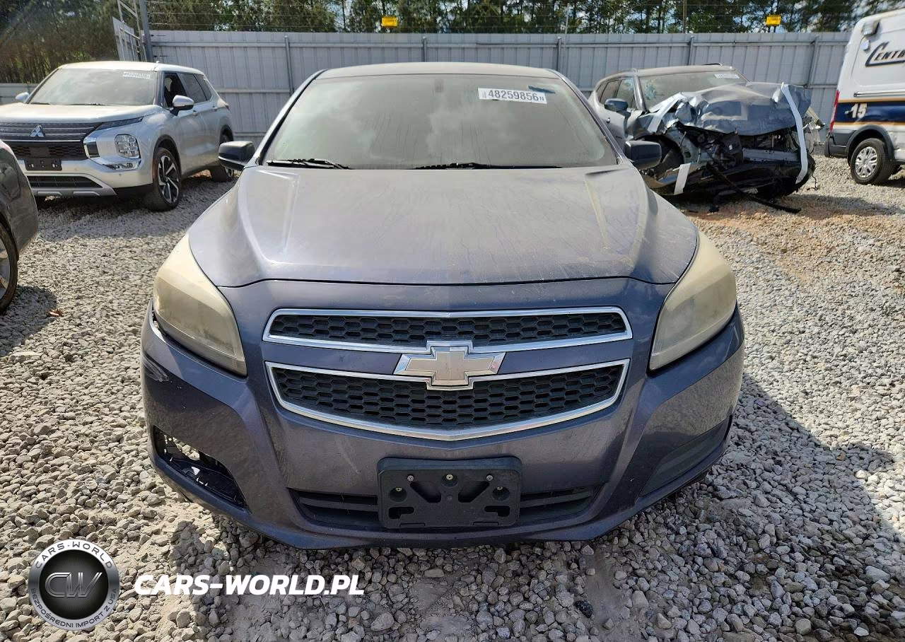 2013 Chevrolet Malibu Ls VIN:1G11A5SA2DF253370 - 5