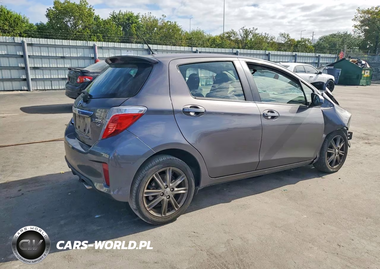 2014 Toyota Yaris 5-Door Se VIN:JTDKTUD34ED581420 - 3