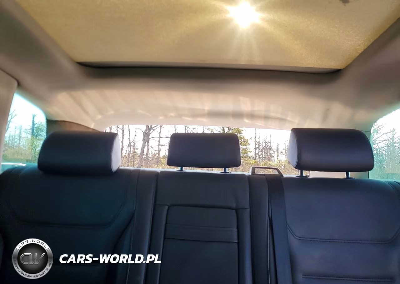 2011 Volkswagen Touareg V6 VIN:WVGFF9BP5BD006746 - 10