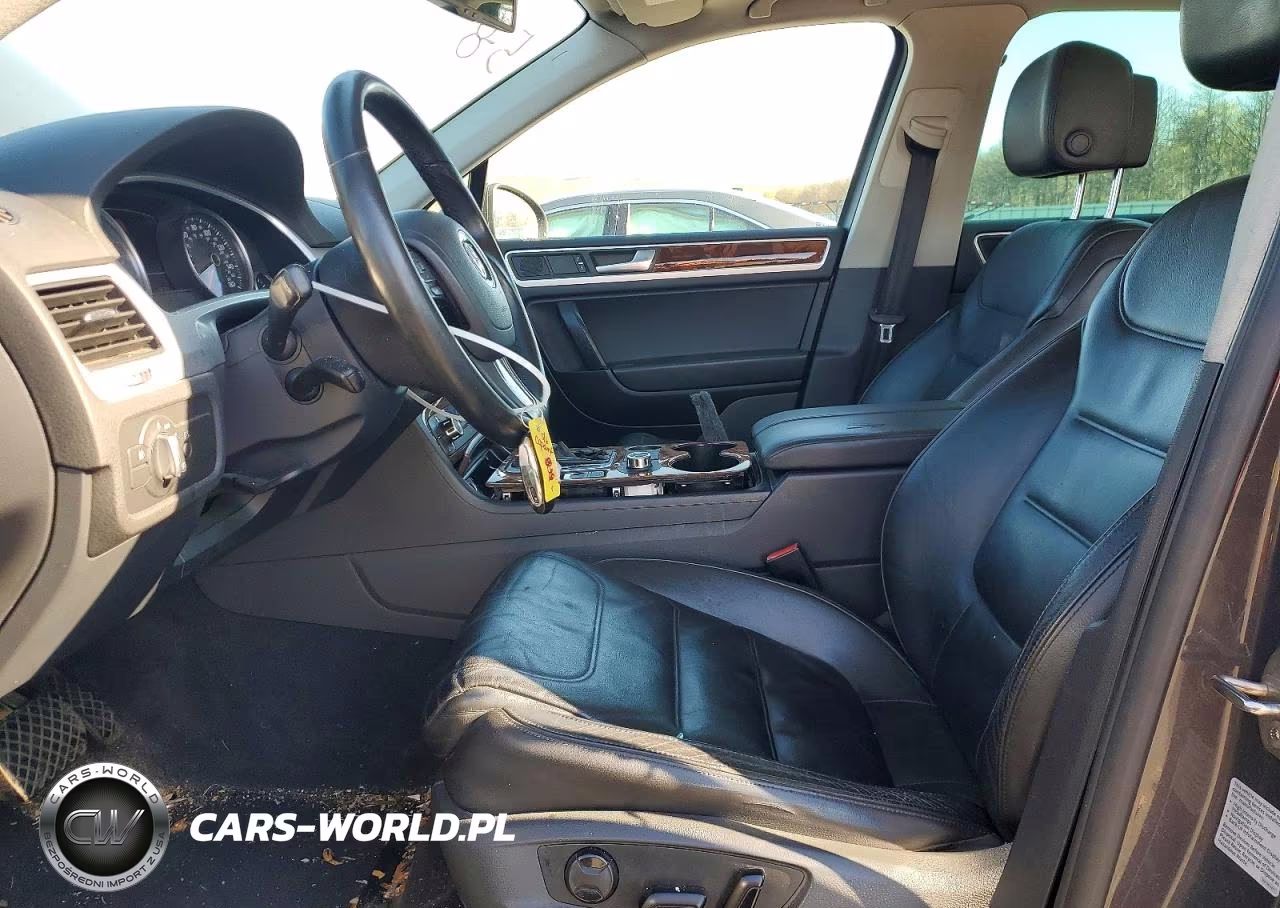 2011 Volkswagen Touareg V6 VIN:WVGFF9BP5BD006746 - 7