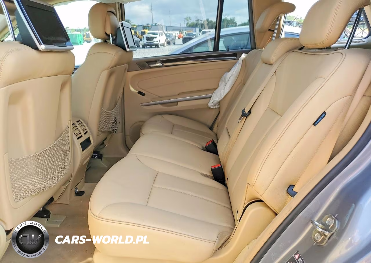 2010 Mercedes-Benz Gl 450 4Matic VIN:4JGBF7BE0AA589907 - 11