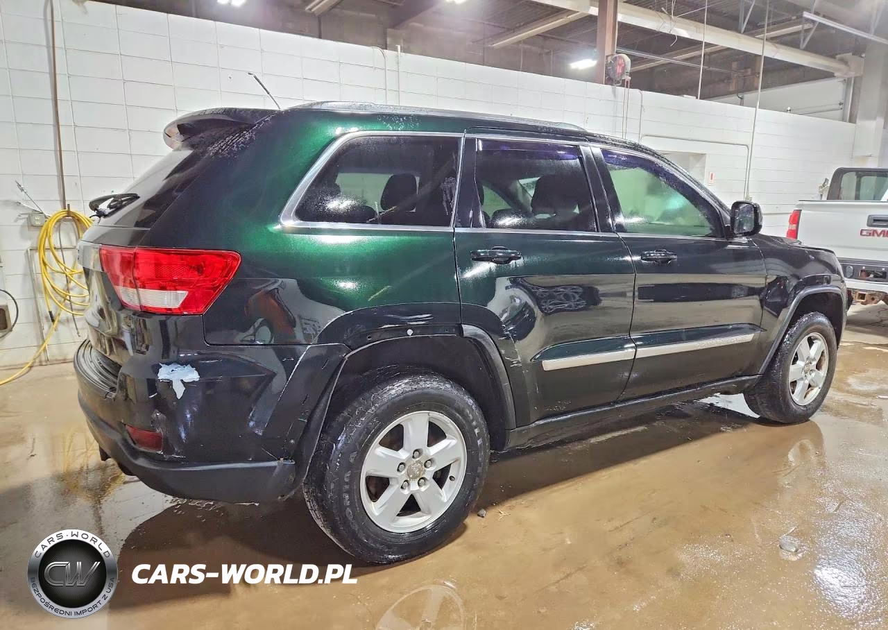 2013 Jeep Grand Cherokee Laredo VIN:1C4RJFAG0DC639891 - 3