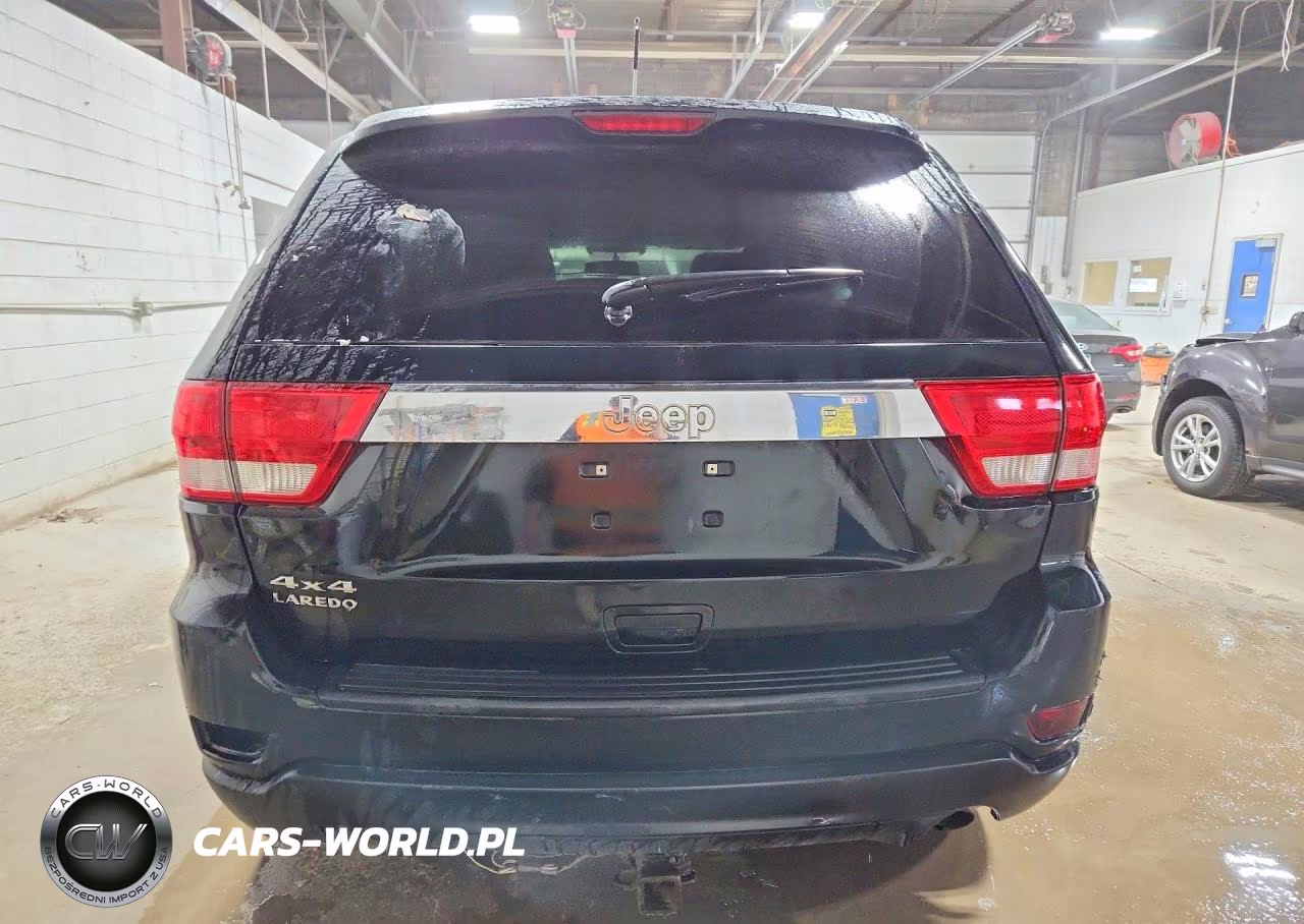 2013 Jeep Grand Cherokee Laredo VIN:1C4RJFAG0DC639891 - 6