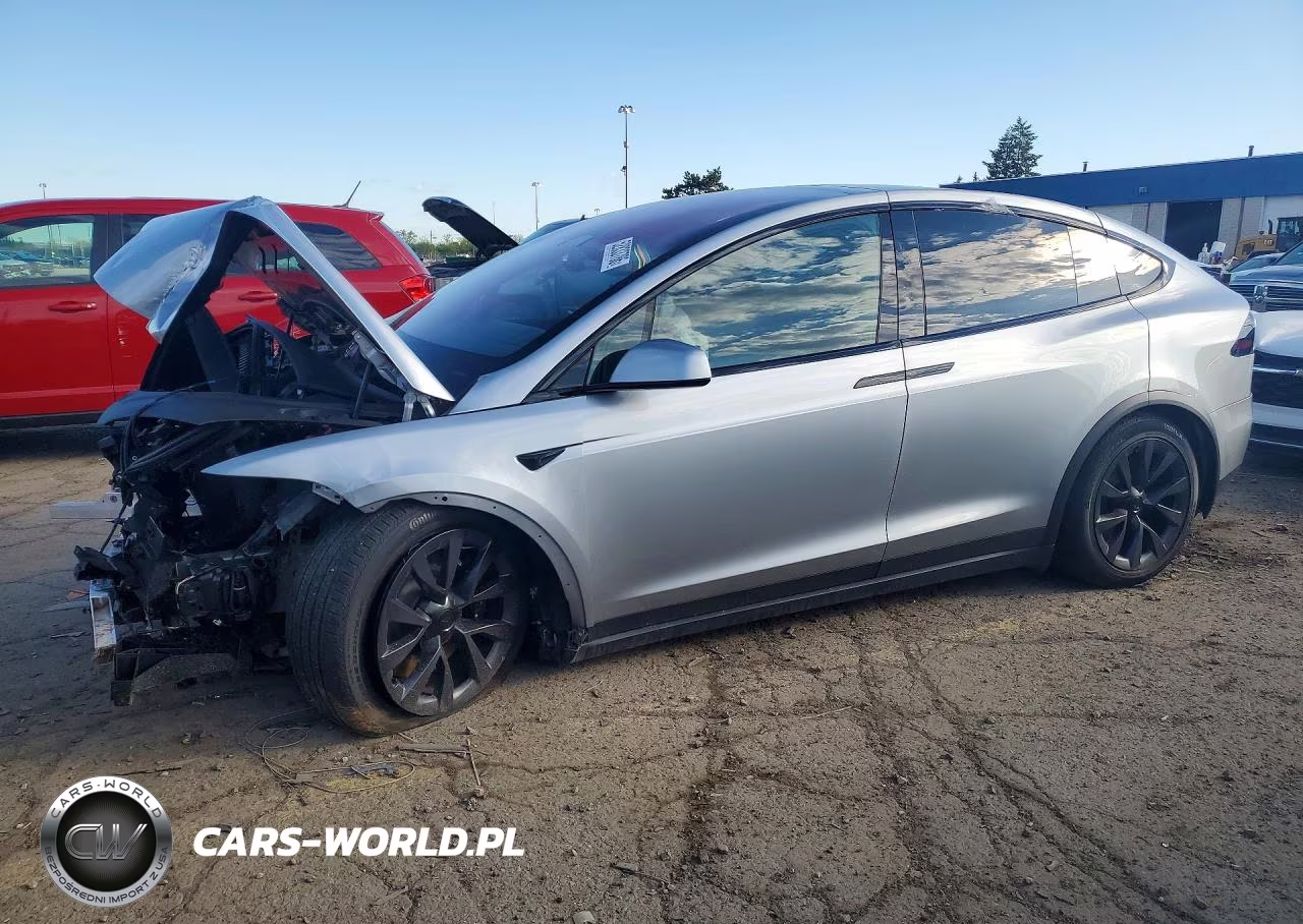 2025 Tesla Model X – zdjęcie 1 z 12