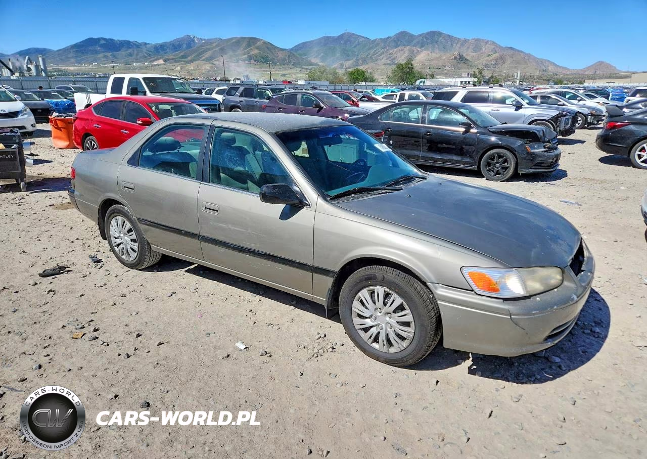 2000 Toyota Camry Le VIN:JT2BG22K4Y0406205 - 4