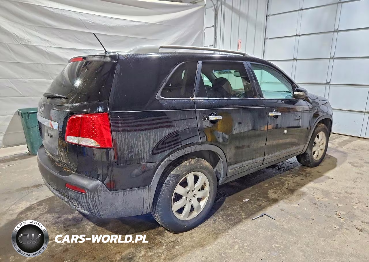 2012 Kia Sorento Lx VIN:5XYKT4A62CG197049 - 3