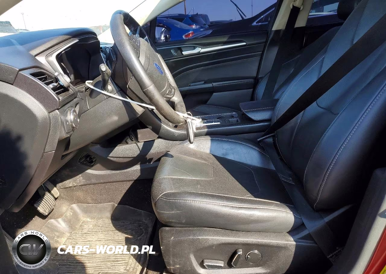 2019 Ford Fusion Titanium VIN:3FA6P0D9XKR184662 - 7