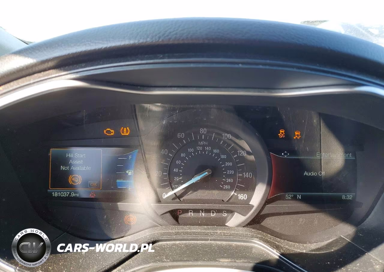 2019 Ford Fusion Titanium VIN:3FA6P0D9XKR184662 - 9