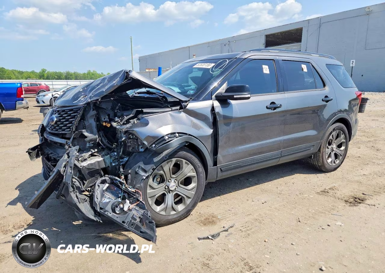 2018 Ford Explorer Sport – zdjęcie 1 z 13