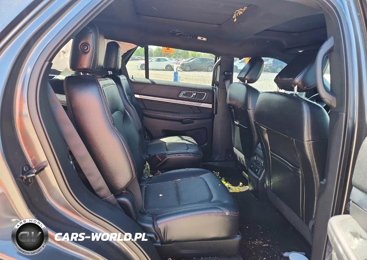 2018 Ford Explorer Sport VIN:1FM5K8GT3JGB85163 - 11
