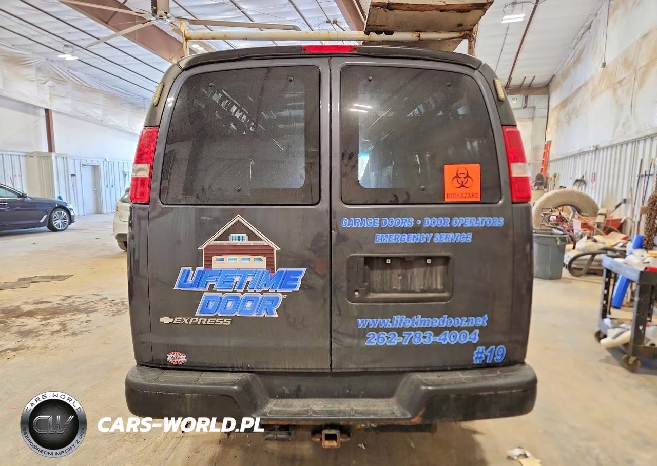 2017 Chevrolet Express G2500 VIN:1GCWGAFF6H1268094 - 6