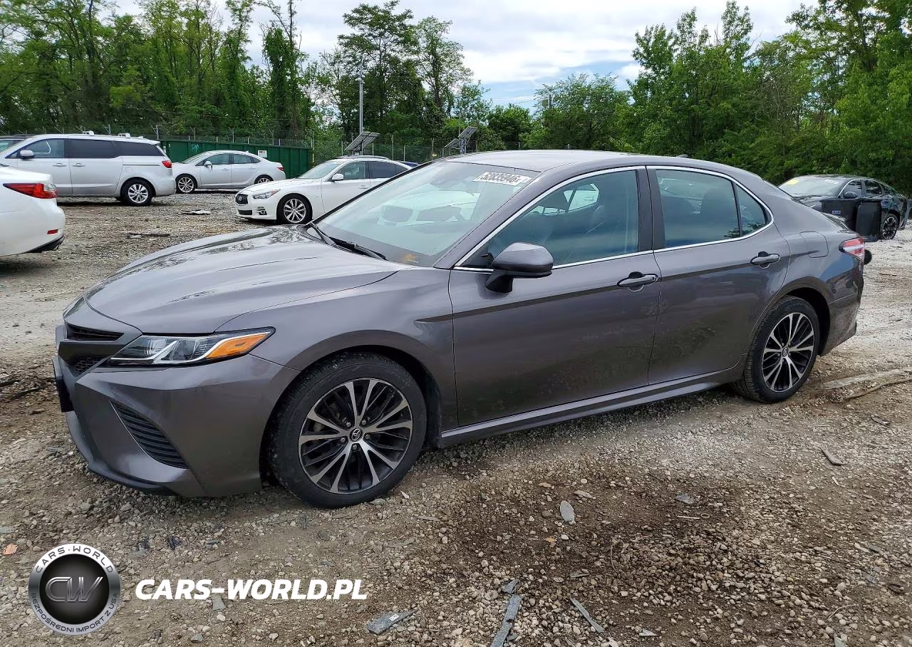 2020 Toyota Camry Se – zdjęcie 1 z 12