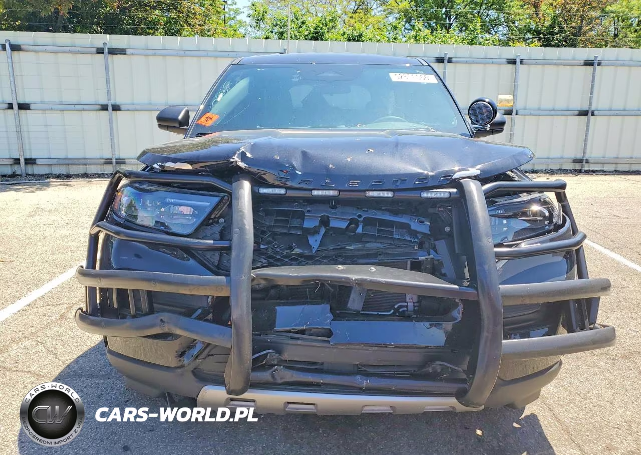 2025 Ford Explorer Police Interceptor VIN:1FM5K8AC1SGB55766 - 5