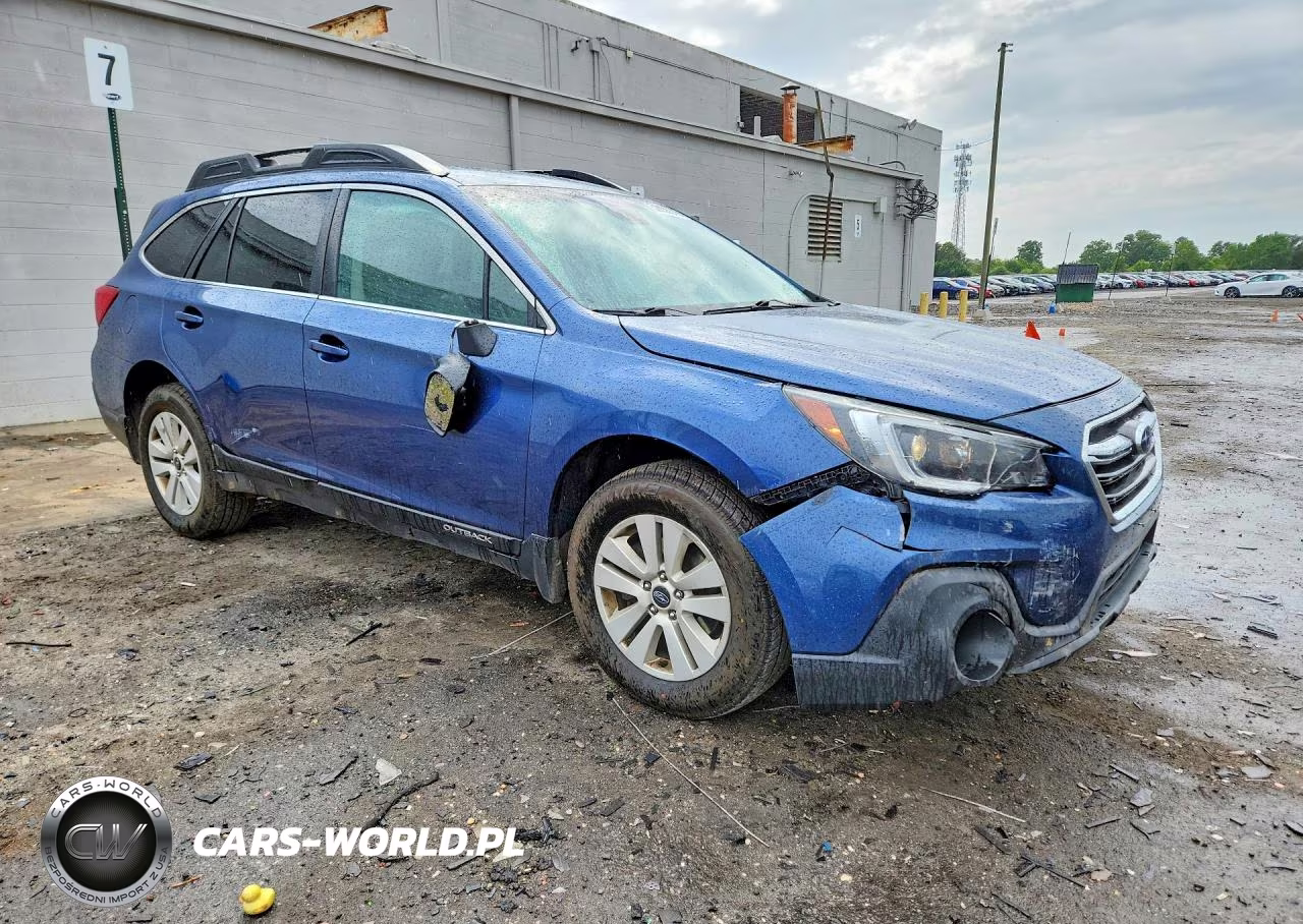 2019 Subaru Outback 2.5I Premium VIN:4S4BSAFC6K3228799 - 4
