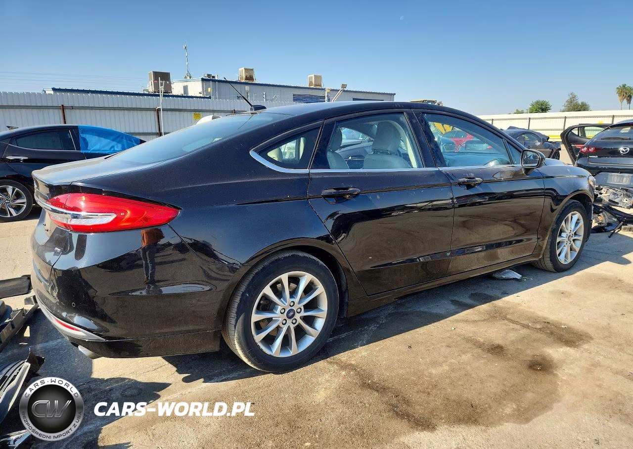 2017 Ford Fusion Se VIN:3FA6P0H79HR180569 - 3