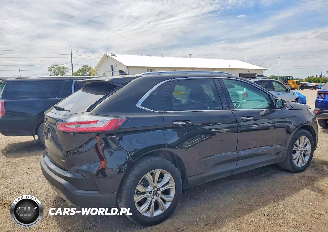2021 Ford Edge Titanium VIN:2FMPK4K9XMBA01393 - 3