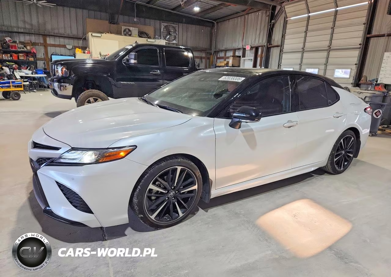 2018 Toyota Camry Xse V6 – zdjęcie 1 z 12