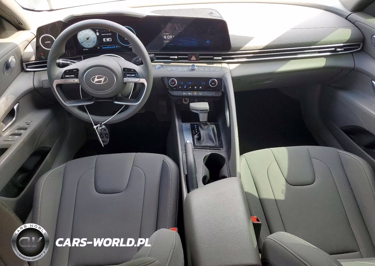2024 Hyundai Elantra VIN:KMHLM4DG7RU717819 - 8